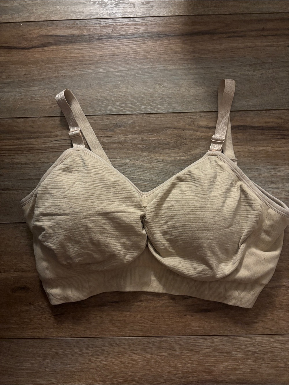 Kindred Bravely Hands Free Pumping and Nursing Bra